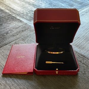 Cartier love bracelet